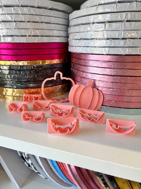 Pumpkin Cutter and Stamp Set