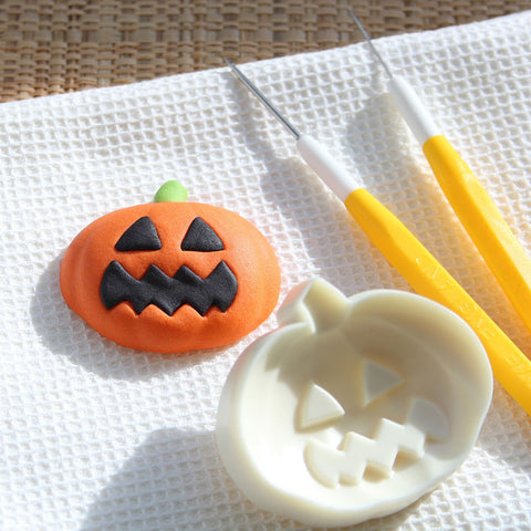 Pumpkin Pop It Mould by PME