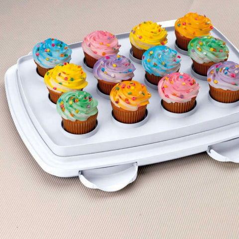 Wilton Oblong Cake Caddy with Reversible Base